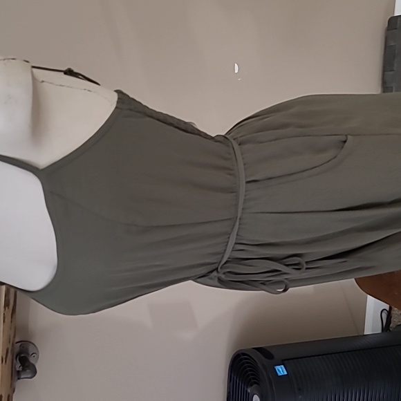 Green Jumpsuit - Picture 6 of 6